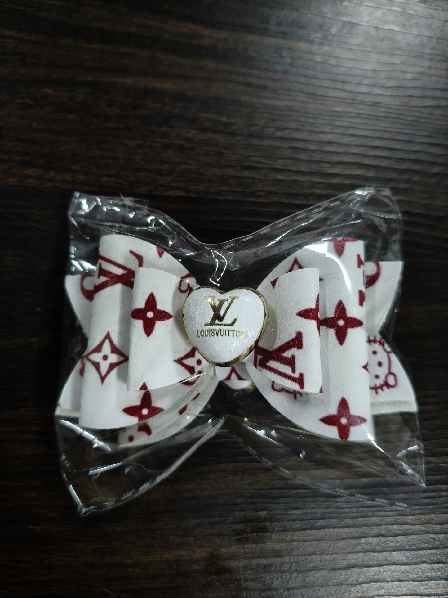 Leather VL Large Bow Classic Pattern, Pink, White, And Black, Two Per Bag. The Hole Is On The Bead. Please Note That The Back Is White.