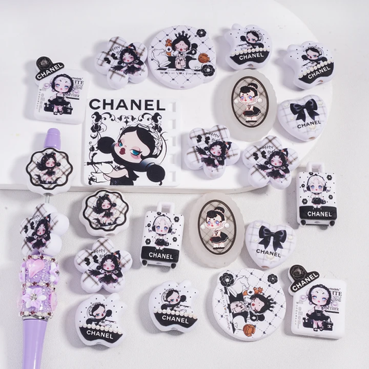 CC Acrylic Double-Sided Printed Beads SP POP Mart Black And White Girl in Different Shapes, Random Mix, QK（Only available for 500g(Whole Bag) )