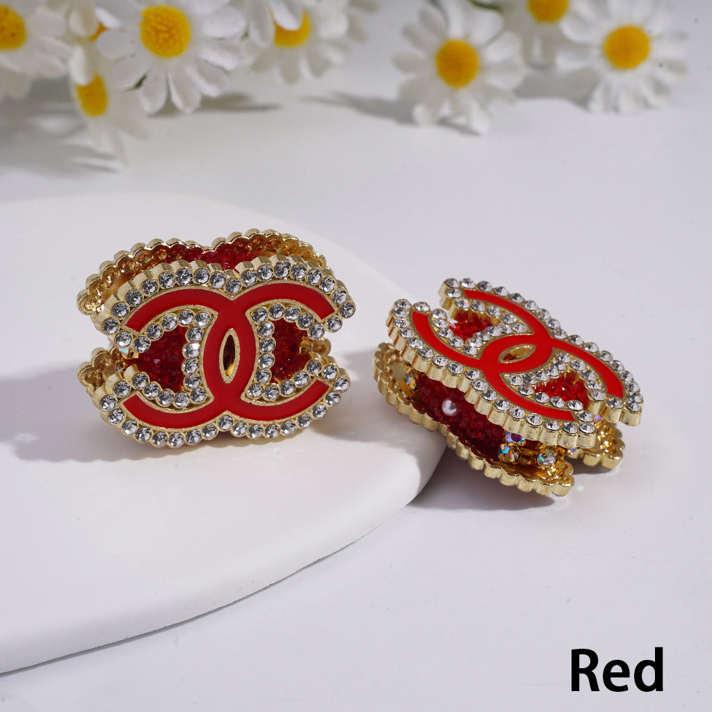 CC Fashionable Diamond-Edged Light Gold Alloy Bead Decoration, Multi-Color Clay Base, 24×33 MM, Suitable For DIY Use.