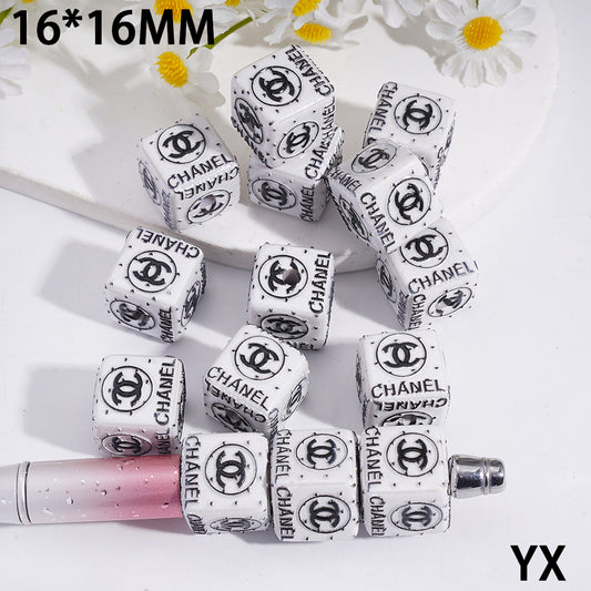 CC Classic Black And White Cube-Shaped Beads, 16.5MM * 16.5MM Fashionable Acrylic Jewelry,XY